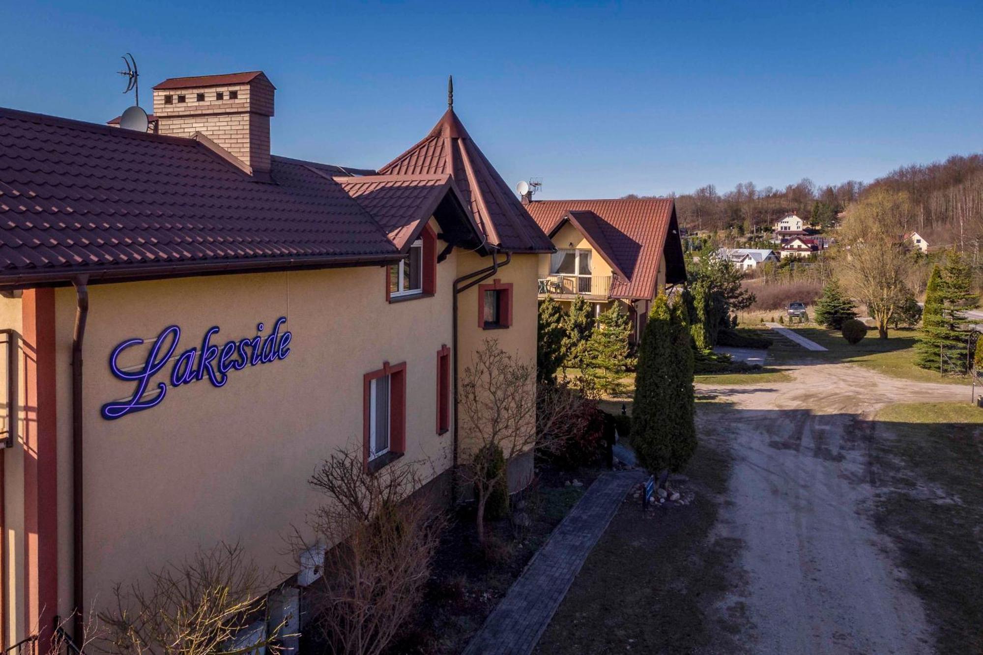 Pensjonat Nad Jeziorem Lakeside Brodnica Dolna Eksteriør billede