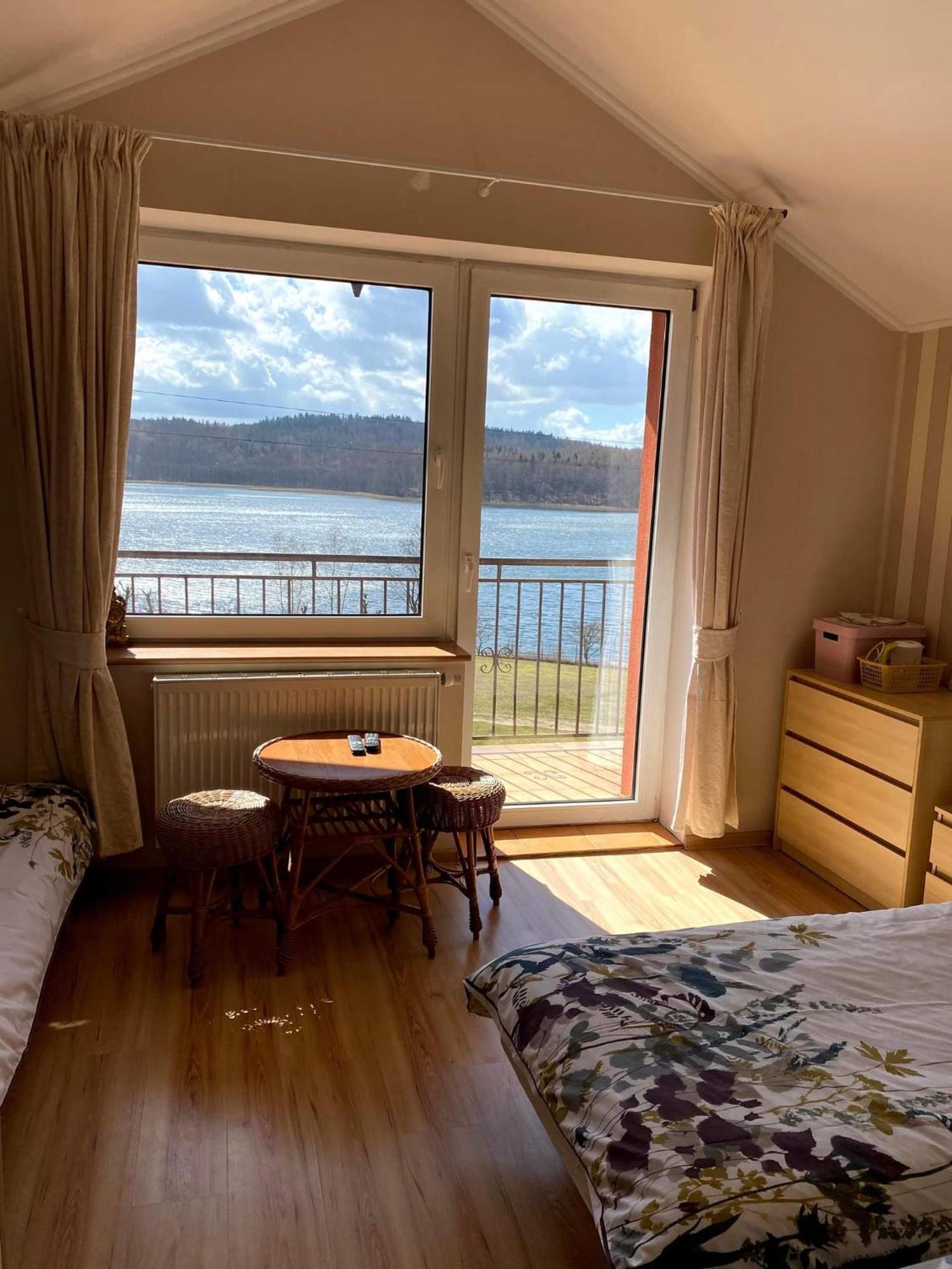 Pensjonat Nad Jeziorem Lakeside Brodnica Dolna Værelse billede